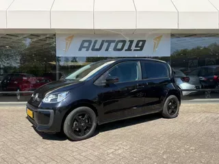 Volkswagen Up! (2023) — foto 1