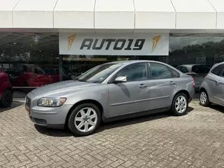 Volvo S40 (2005) — foto 1