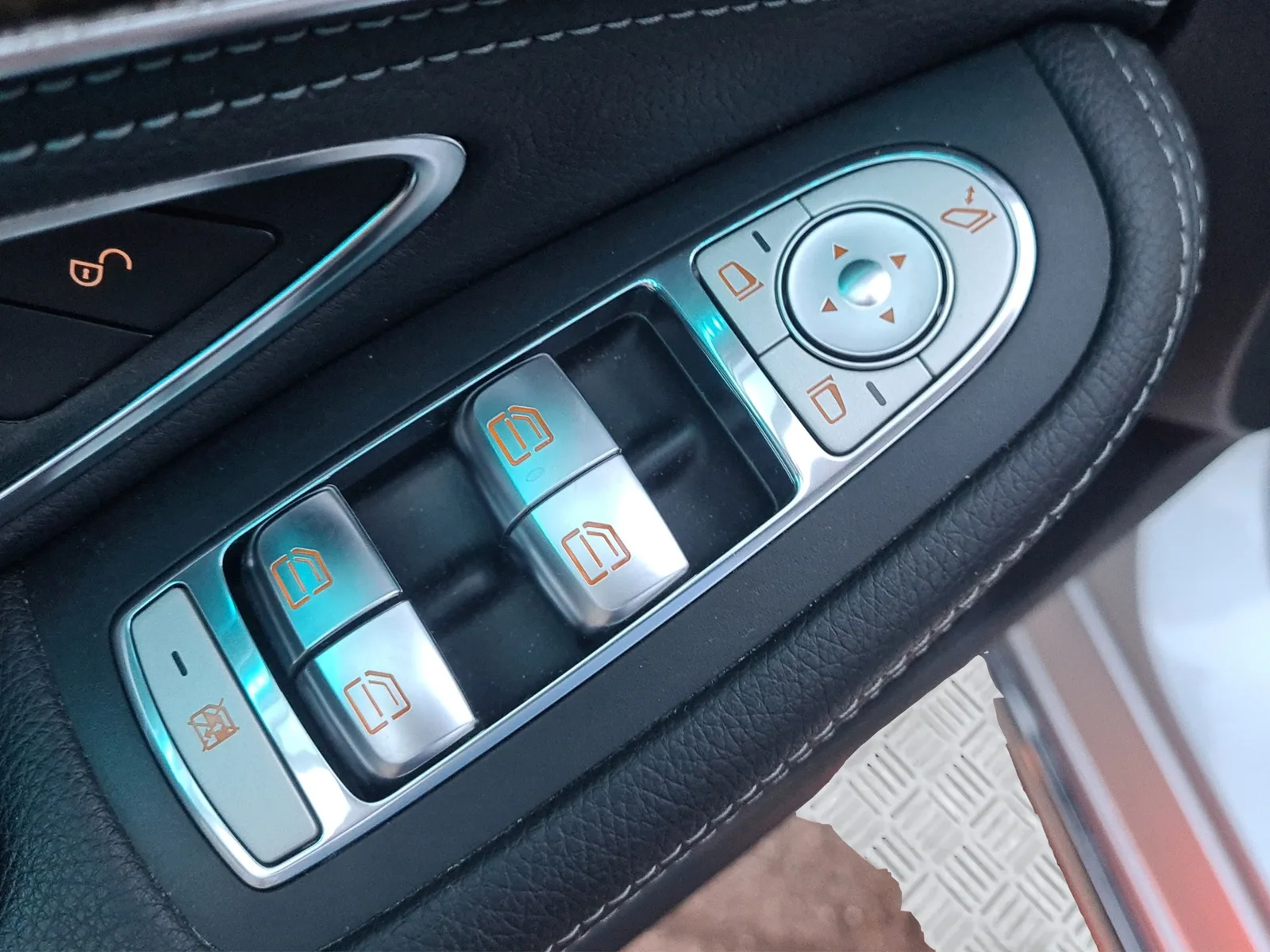 Mercedes-Benz C-Klasse (2014) — foto 1