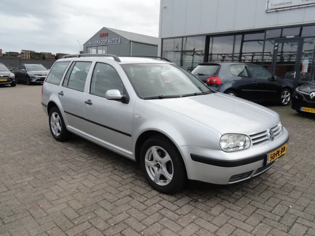 Volkswagen Golf (2004) — foto 1