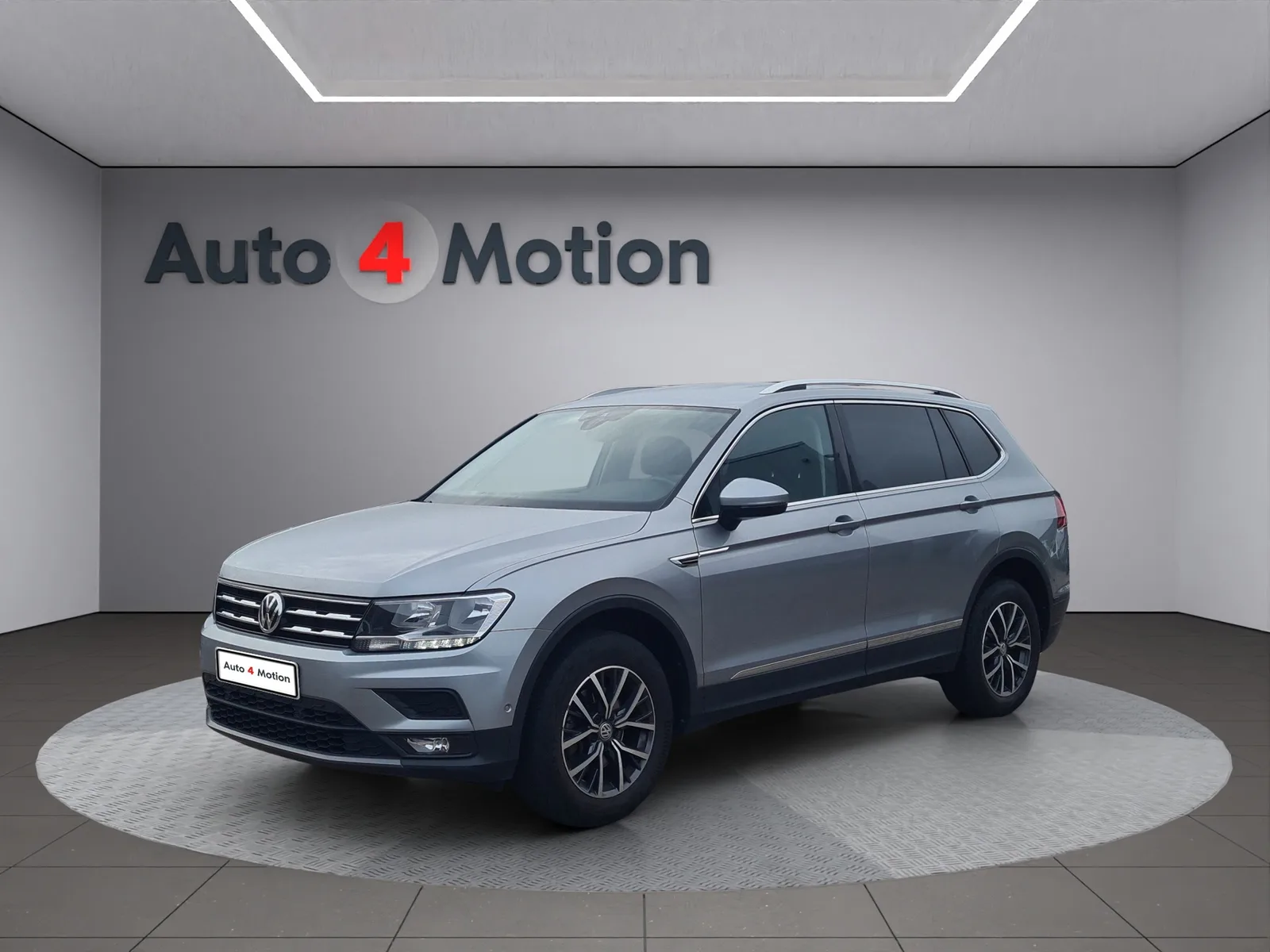 Volkswagen Tiguan (2021) — foto 1