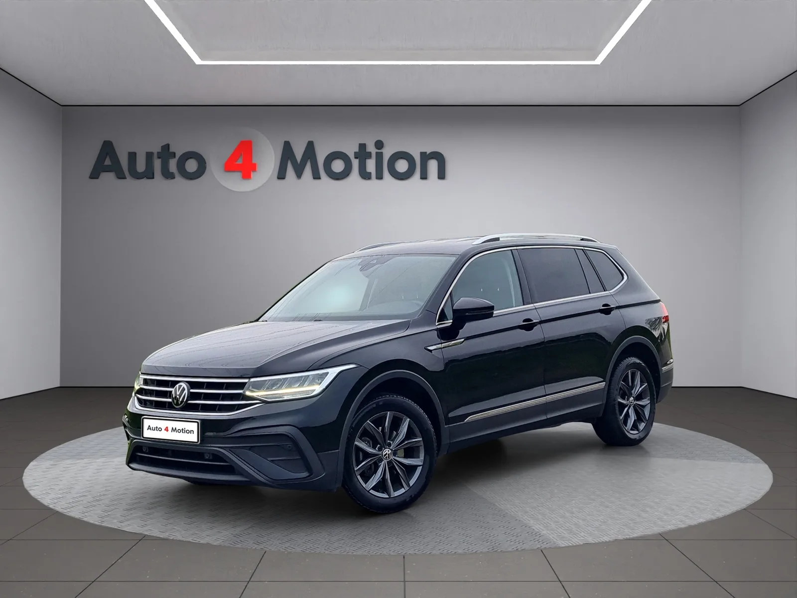 Volkswagen Tiguan (2022) — foto 1