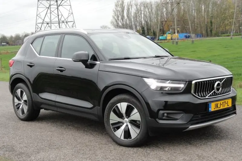 Volvo XC40 (2021)