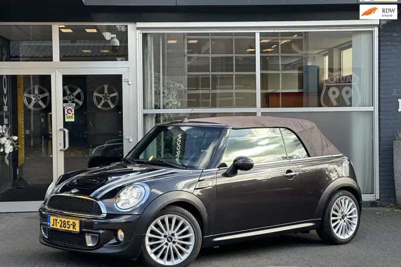 MINI Cabrio (2012)