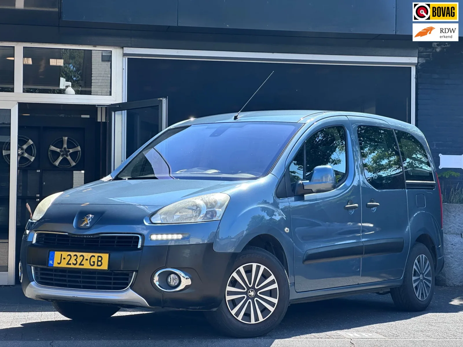 Peugeot Partner (2012) — foto 1