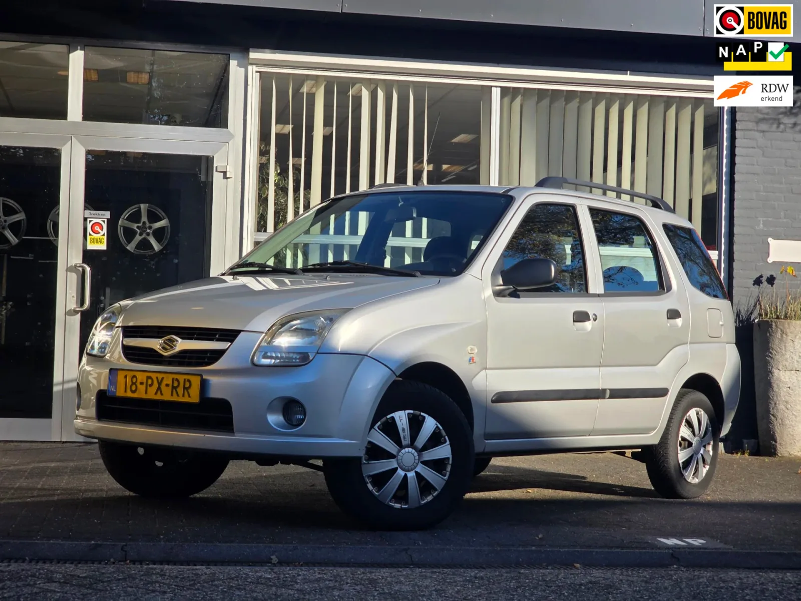 Suzuki Ignis (2005) — foto 1