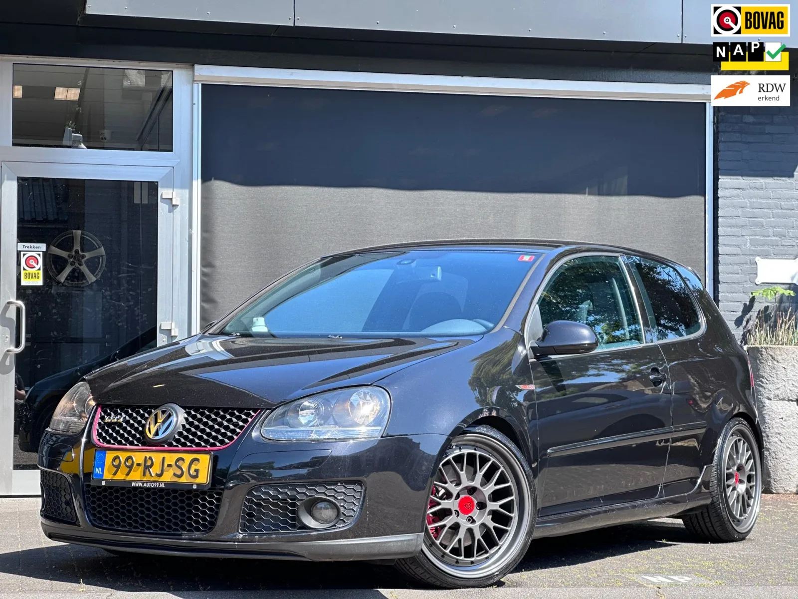 Volkswagen Golf (2005) — foto 1