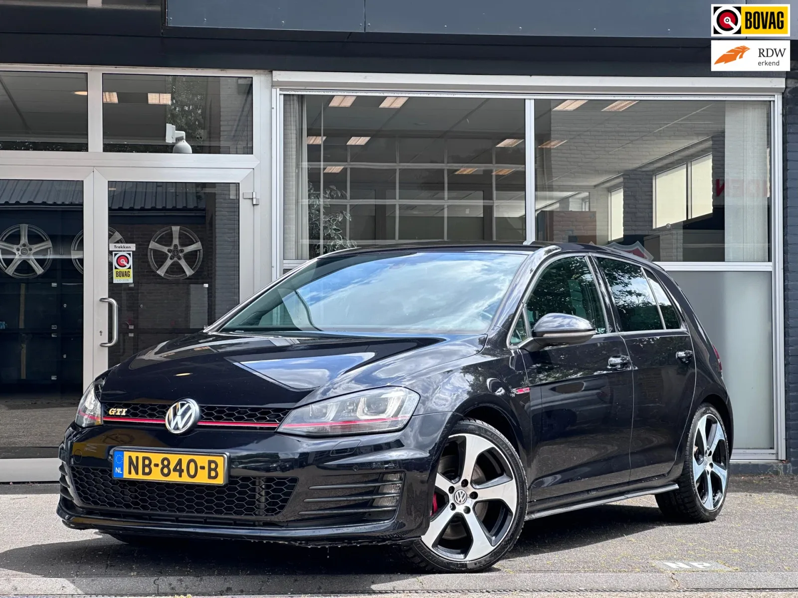 Volkswagen Golf (2013) — foto 1