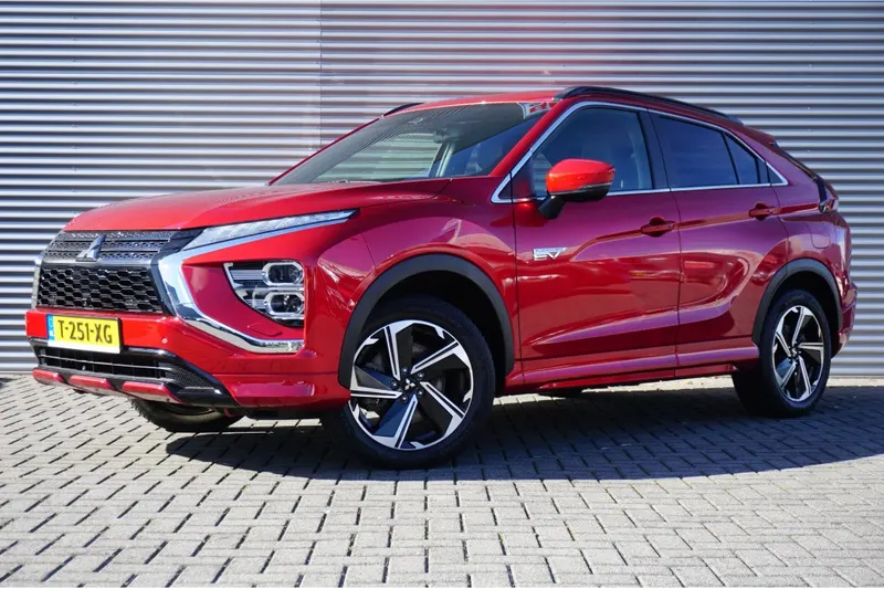 Mitsubishi Eclipse Cross (2022)