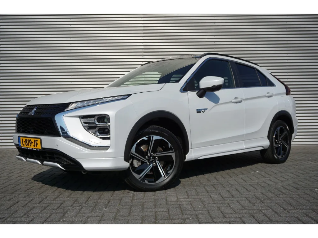 Mitsubishi Eclipse Cross (2021) — foto 1