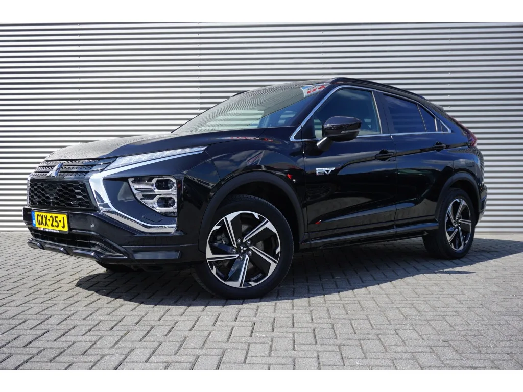 Mitsubishi Eclipse Cross (2023) — foto 1
