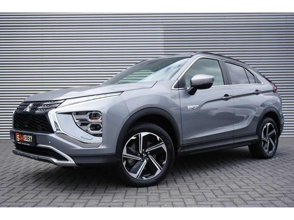 Mitsubishi Eclipse (2023) — foto 1