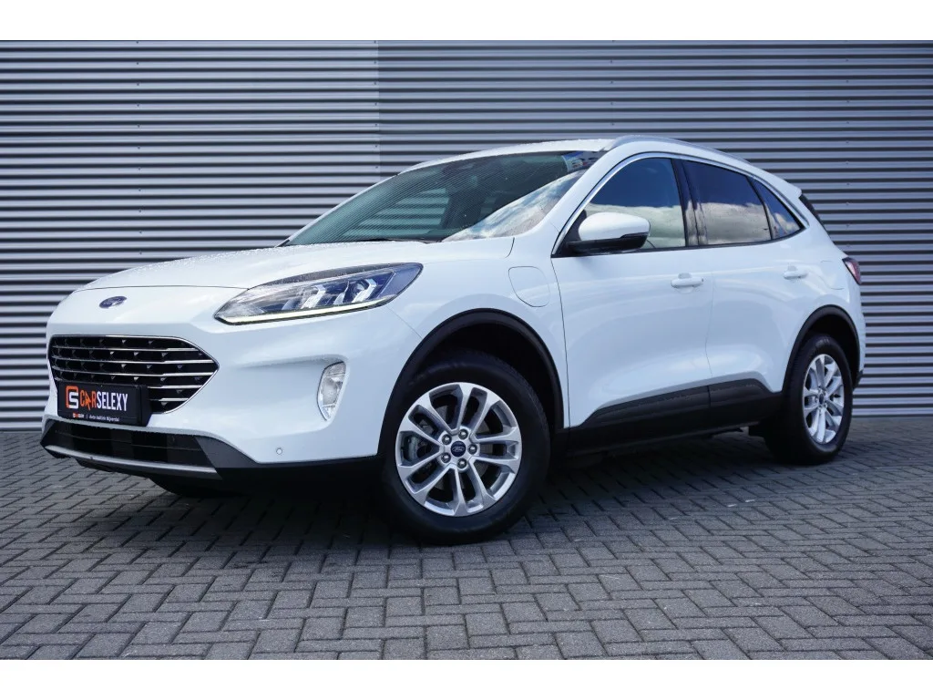Ford Kuga (2022) — foto 1