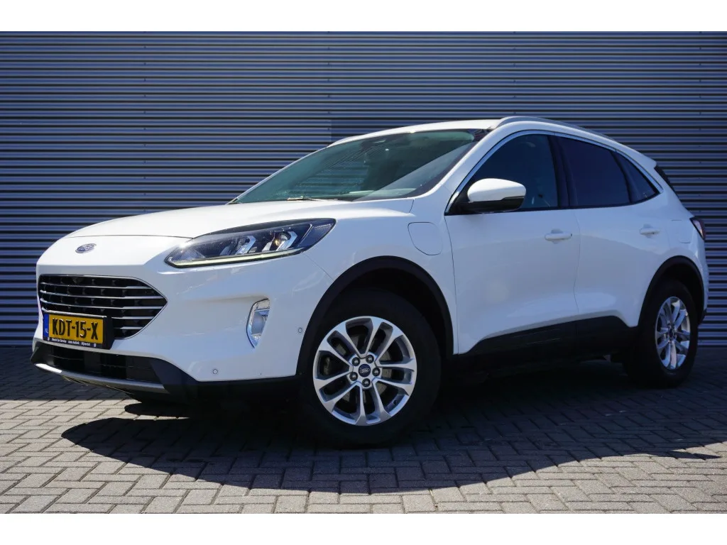 Ford Kuga (2022) — foto 1