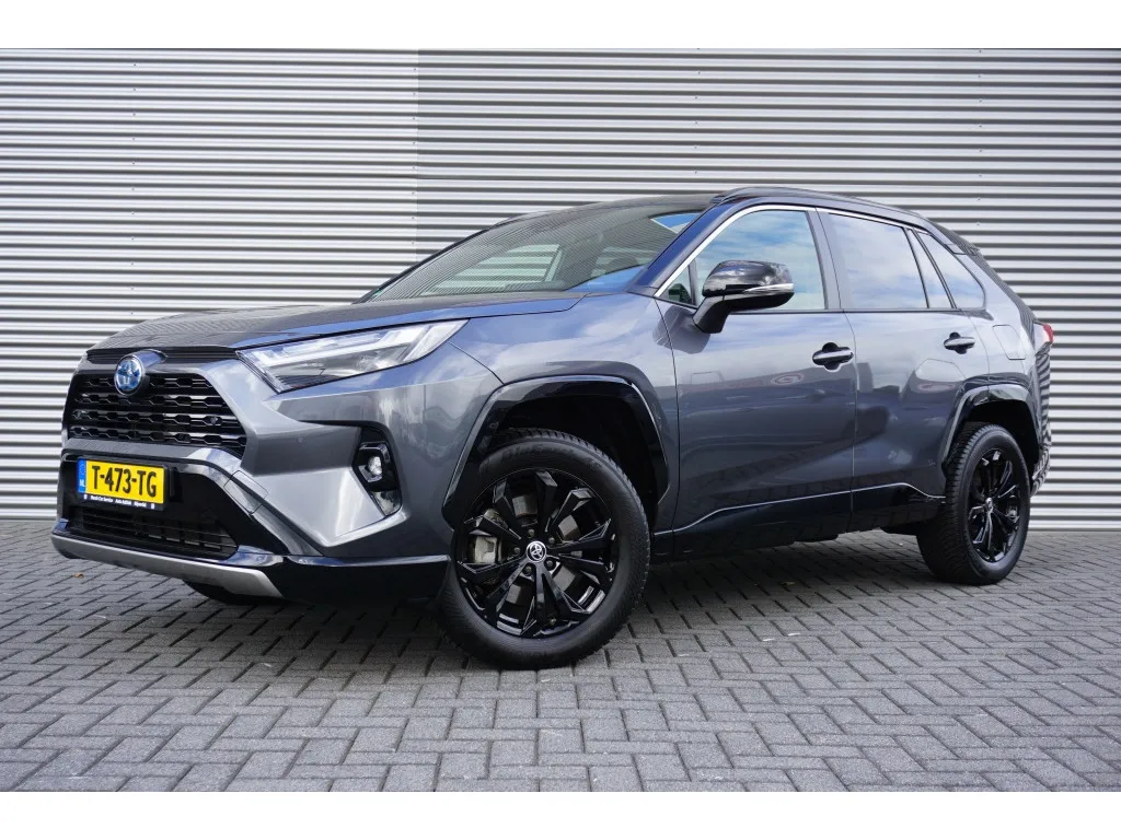 Toyota RAV4 (2022) — foto 1