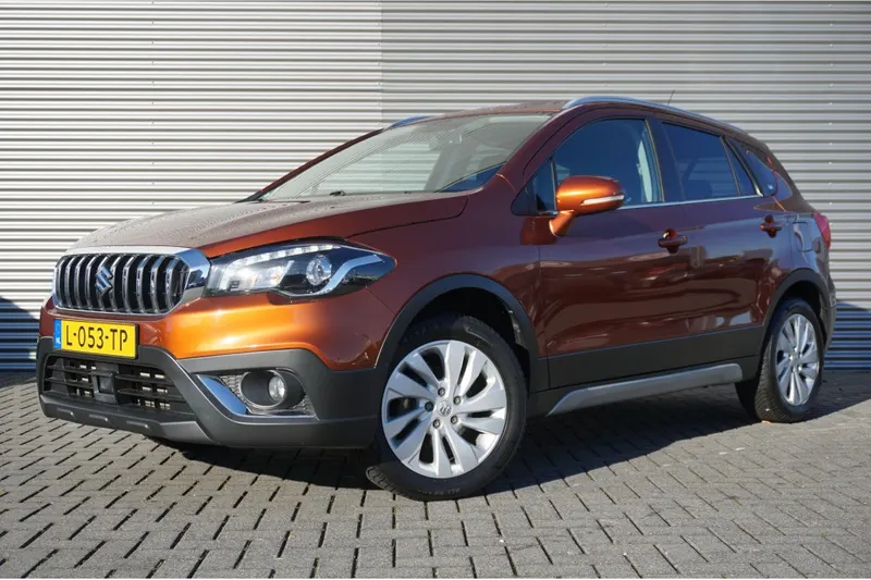 Suzuki S-Cross (2020)