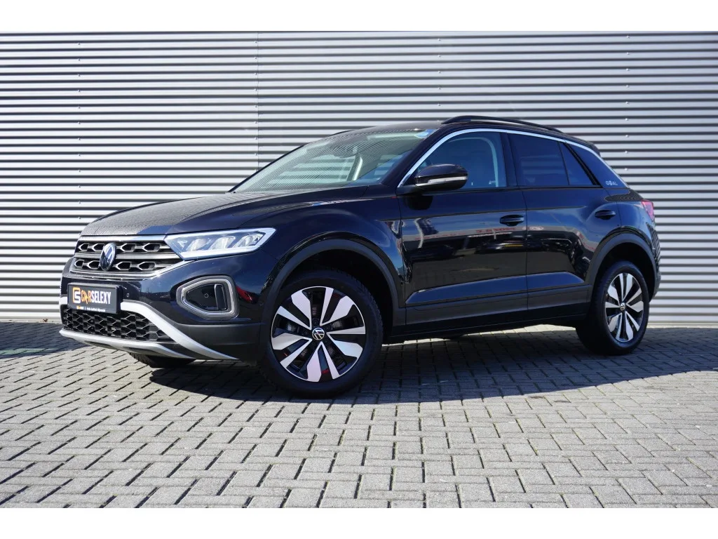 Volkswagen T-Roc (2025) — foto 1