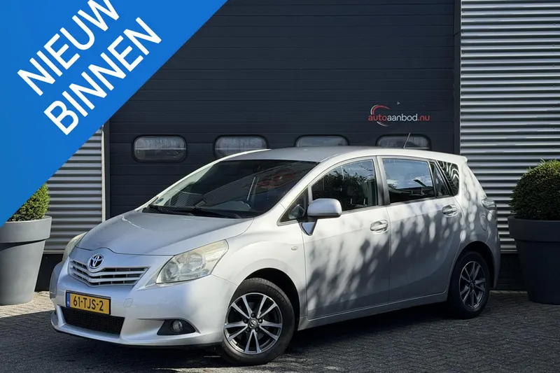 Toyota Verso (2012)