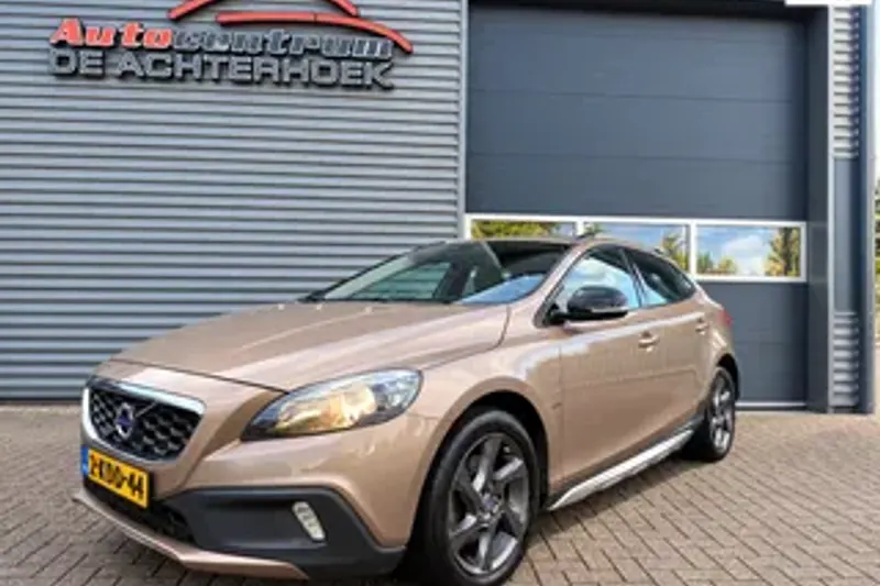 Volvo V40 Cross Country (2013)