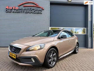 Volvo V40 Cross Country (2013) — foto 1
