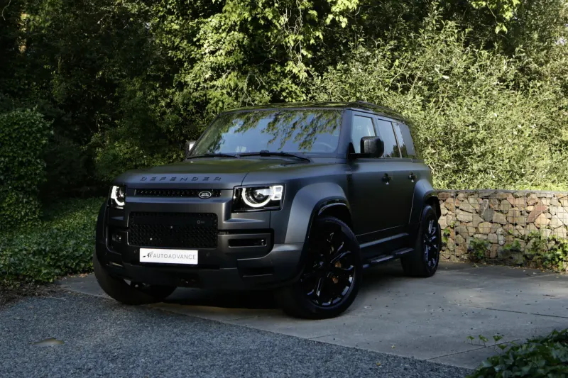 Land Rover Defender (2025)