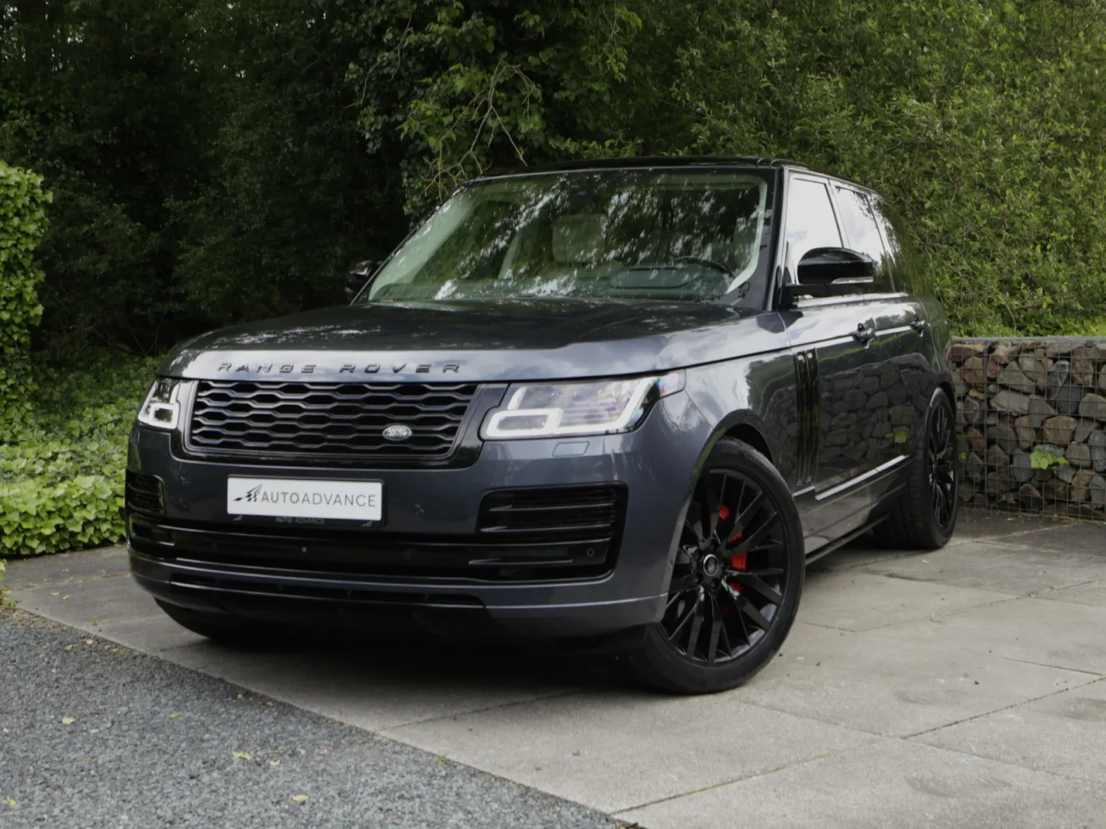 Land Rover Range Rover (2018) — foto 1