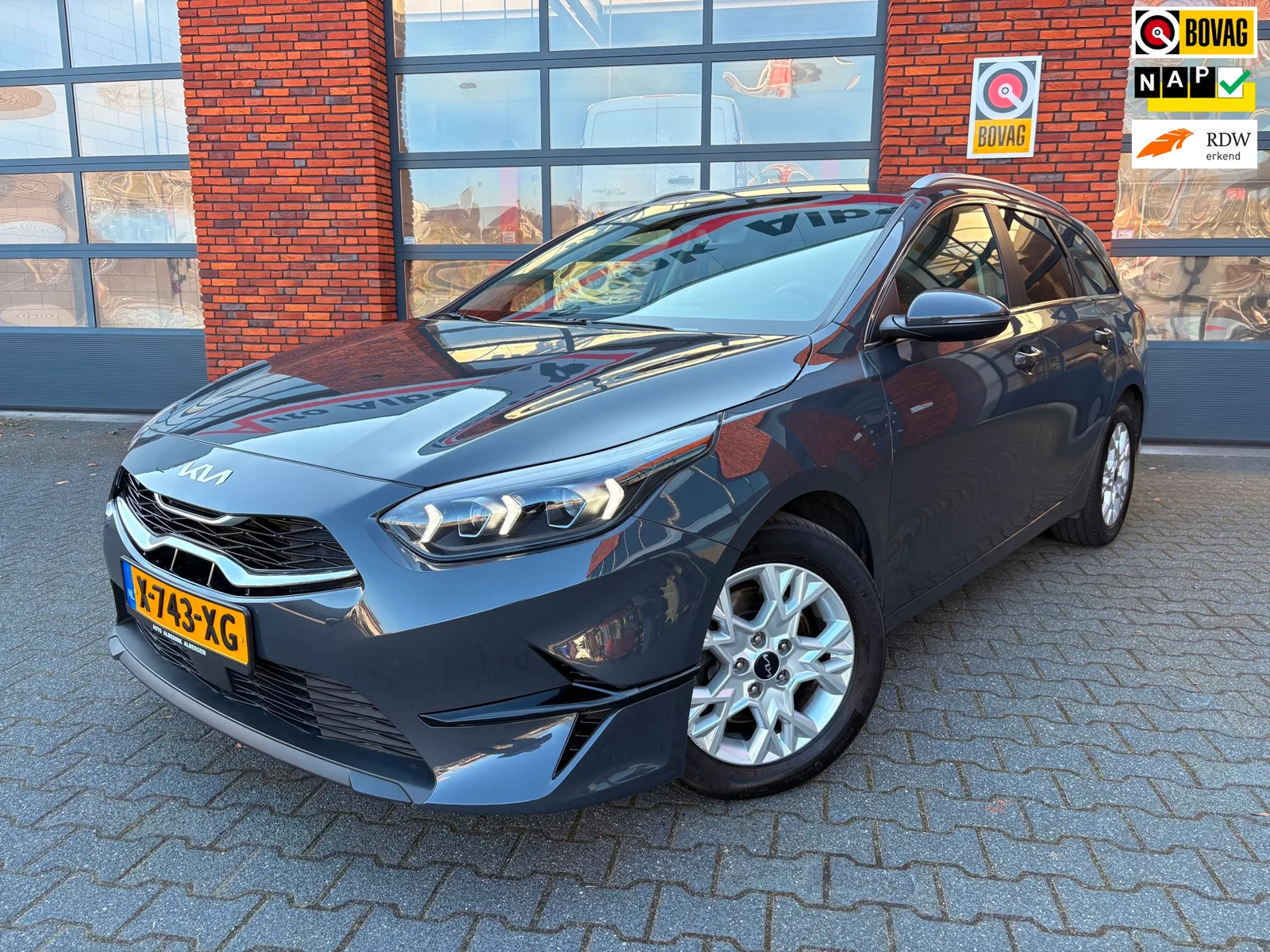 Kia Ceed Sportswagon (2024) — foto 1