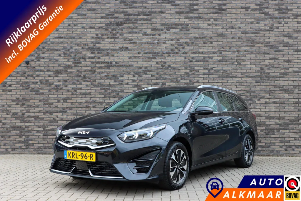Kia Ceed Sportswagon (2022) — foto 1