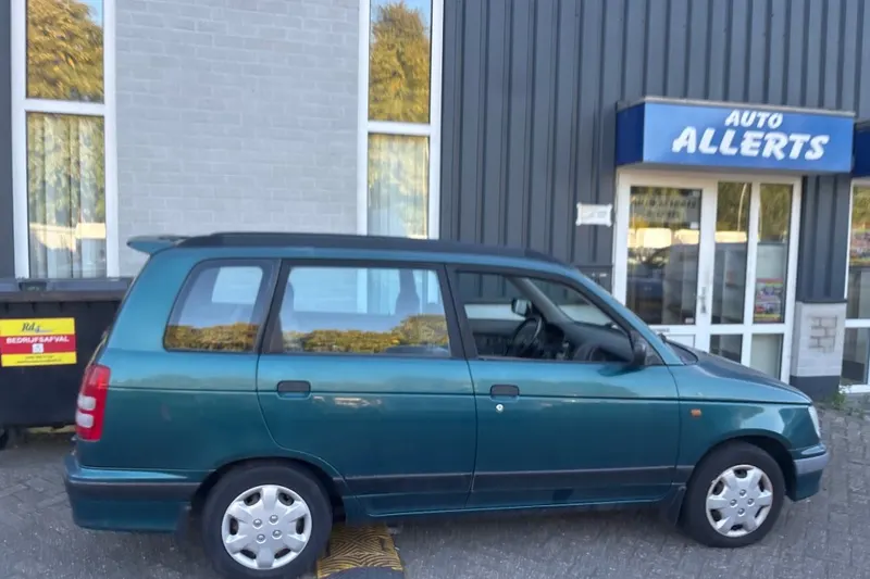Daihatsu Move (1999)