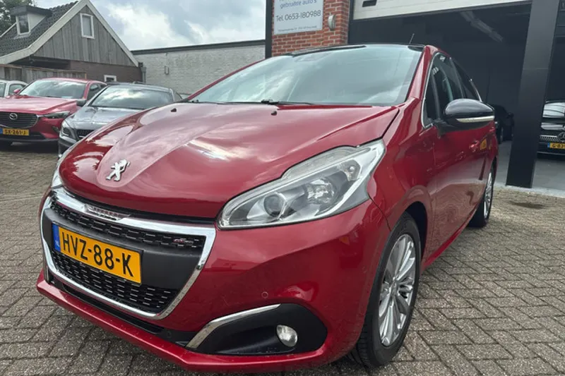 Peugeot 208 (2017)