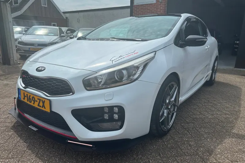 Kia Cee'd (2013)