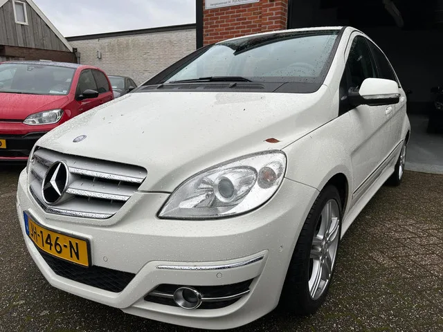 Mercedes-Benz B-Klasse (2011) — foto 1