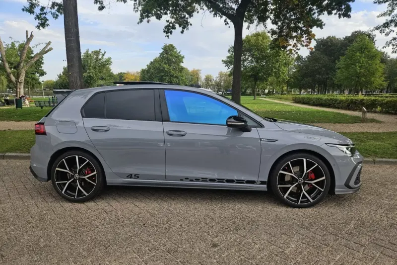 Volkswagen Golf (2023)