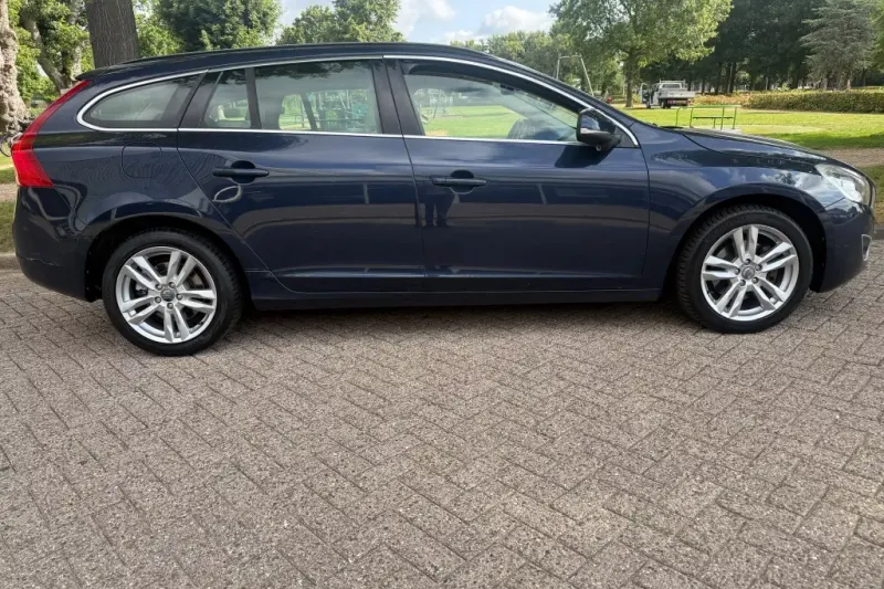 Volvo V60 (2012)