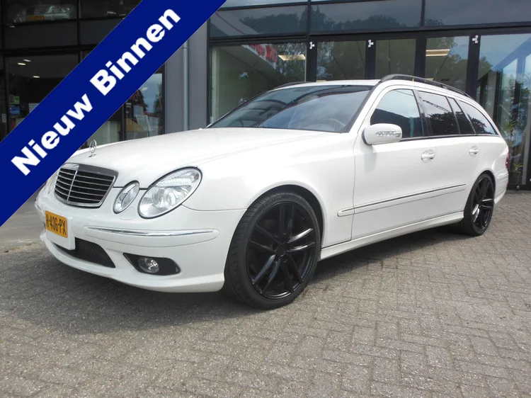Mercedes-Benz E-Klasse (2004) — foto 1