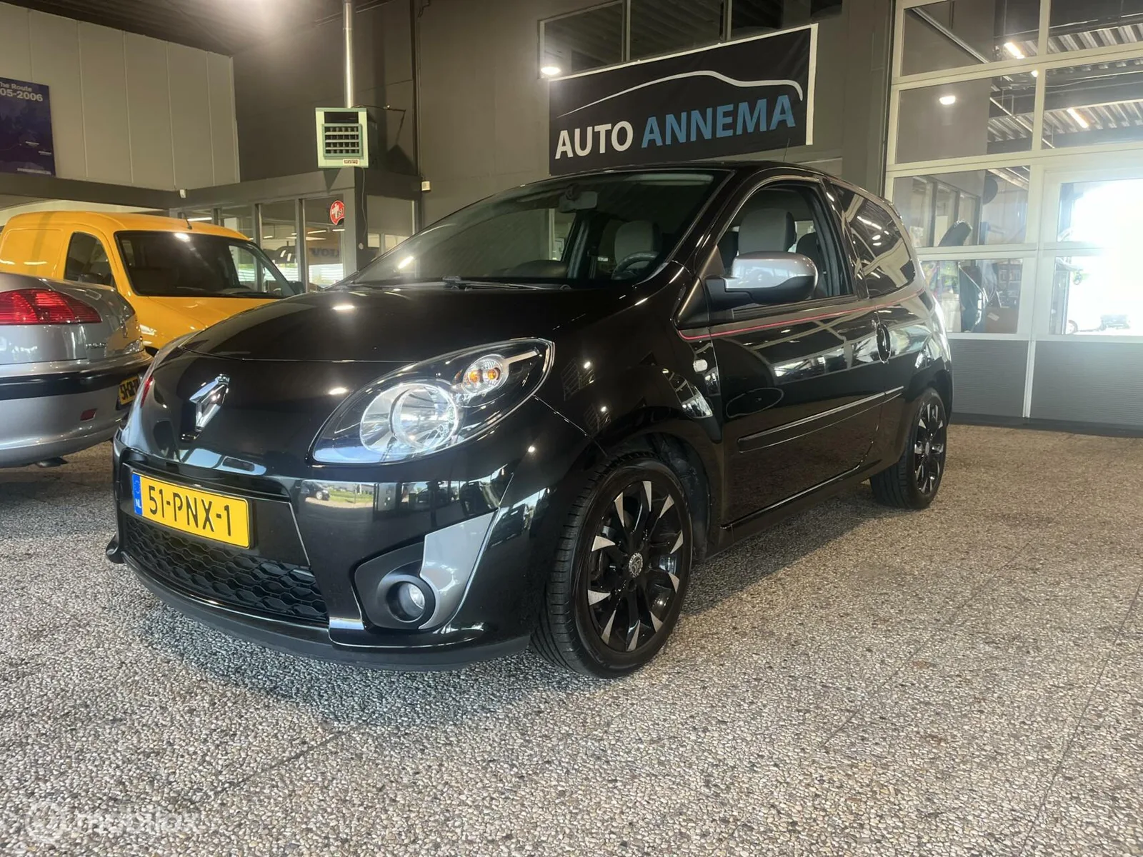 Renault Twingo (2011) — foto 1
