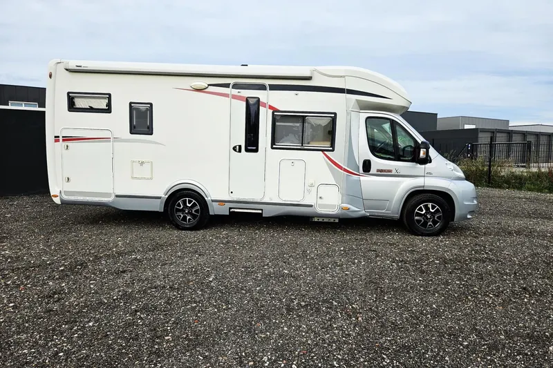 Challenger PRIUM XG (2012)
