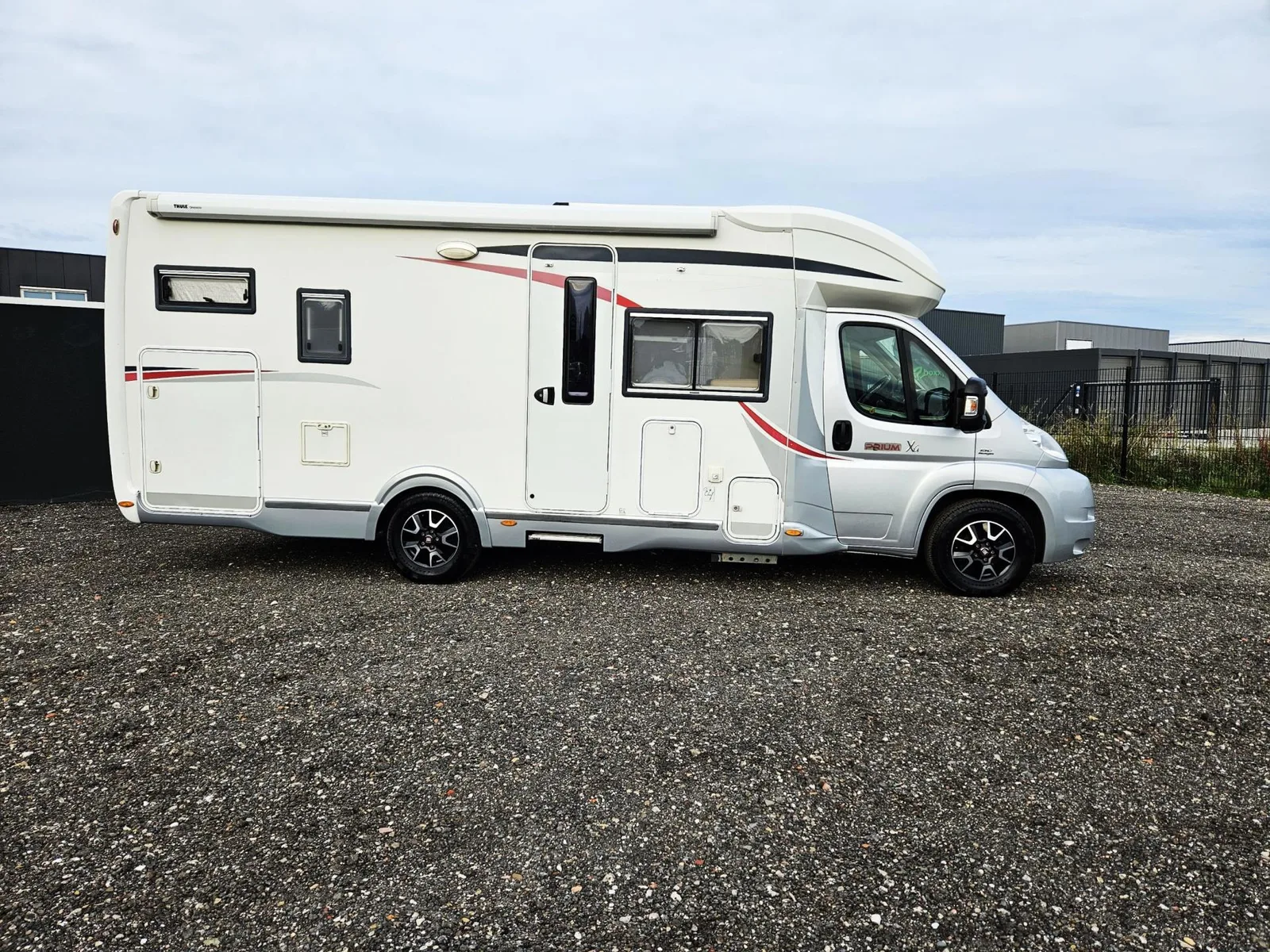 Challenger PRIUM XG (2012) — foto 1