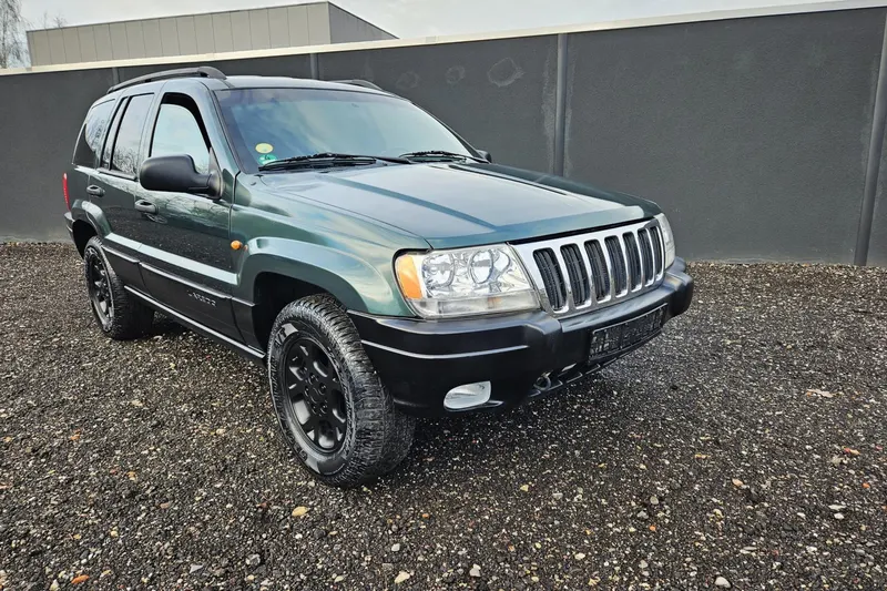 Jeep Grand Cherokee (2002)