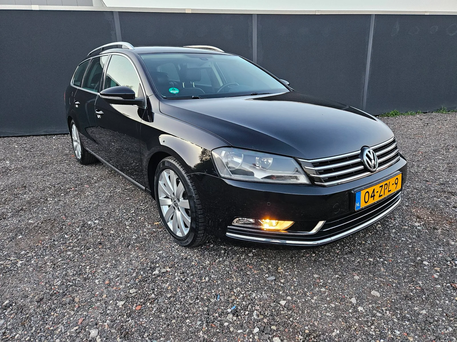 Volkswagen Passat (2013) — foto 1