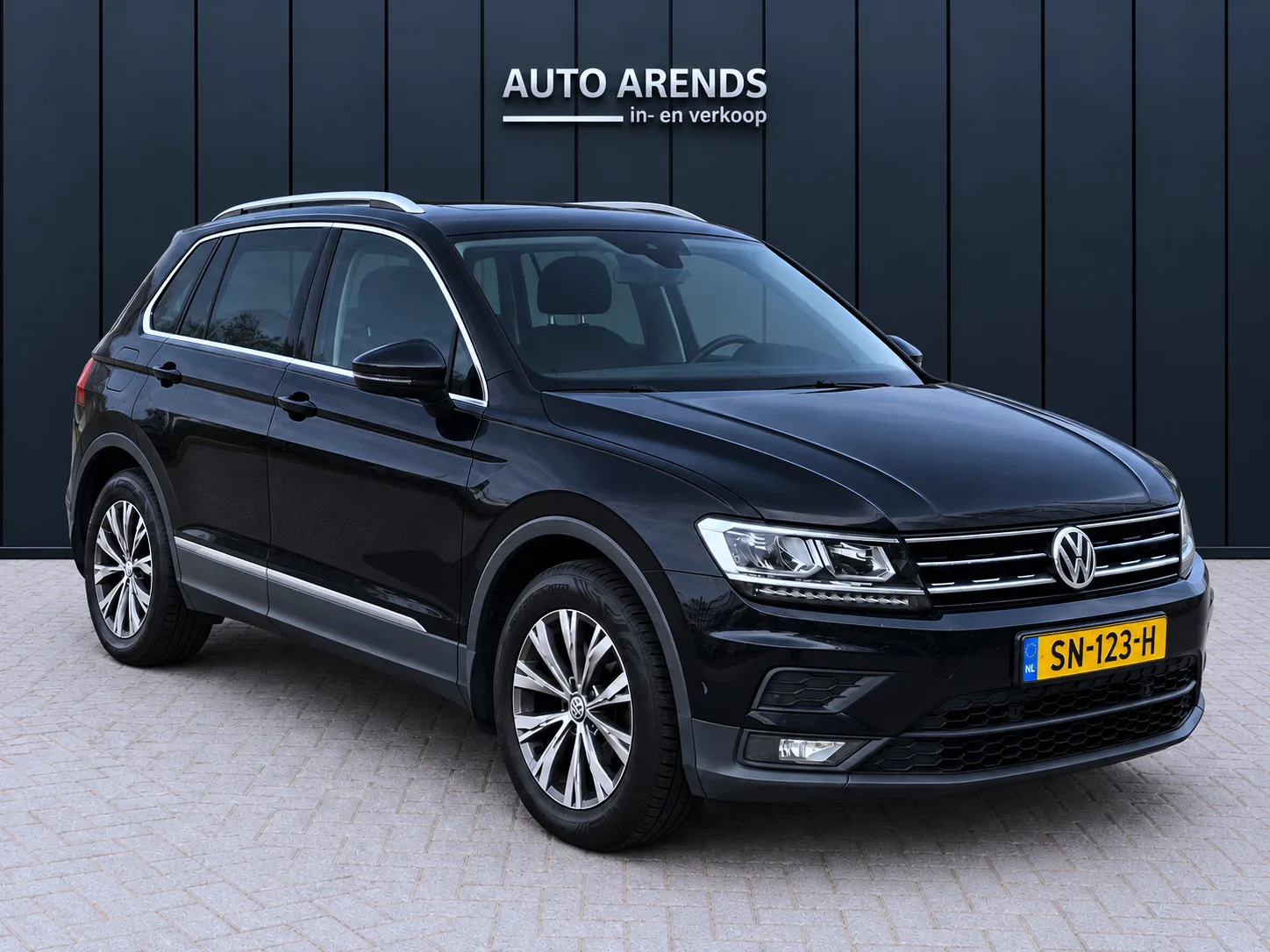 Volkswagen Tiguan (2018) — foto 1