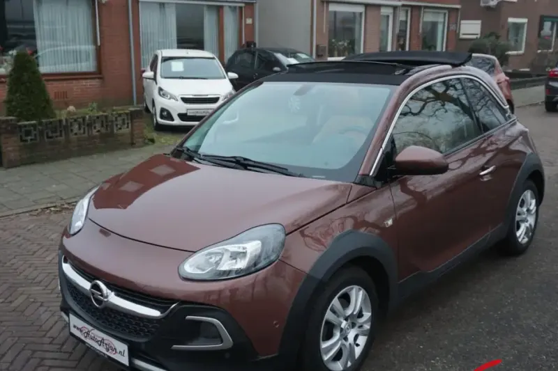Opel Adam (2016)