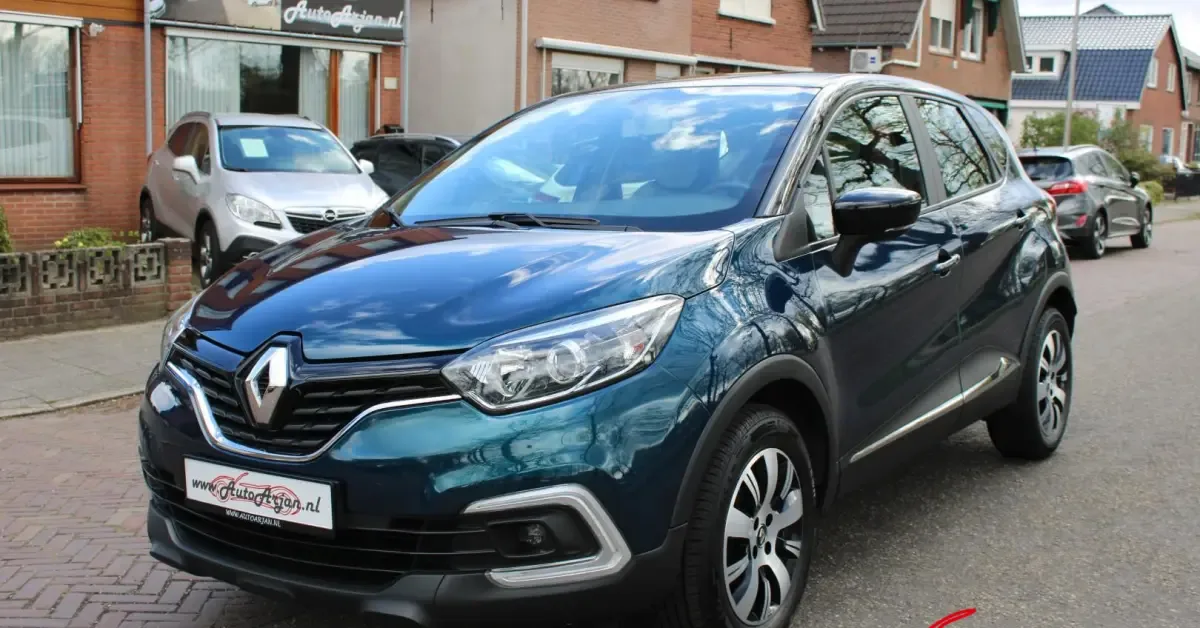 Renault Captur (2018) — foto 1