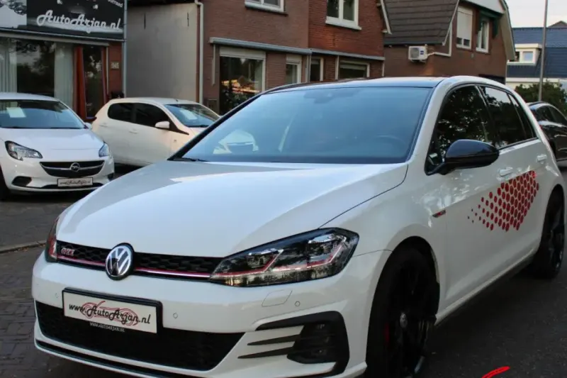 Volkswagen Golf (2019)