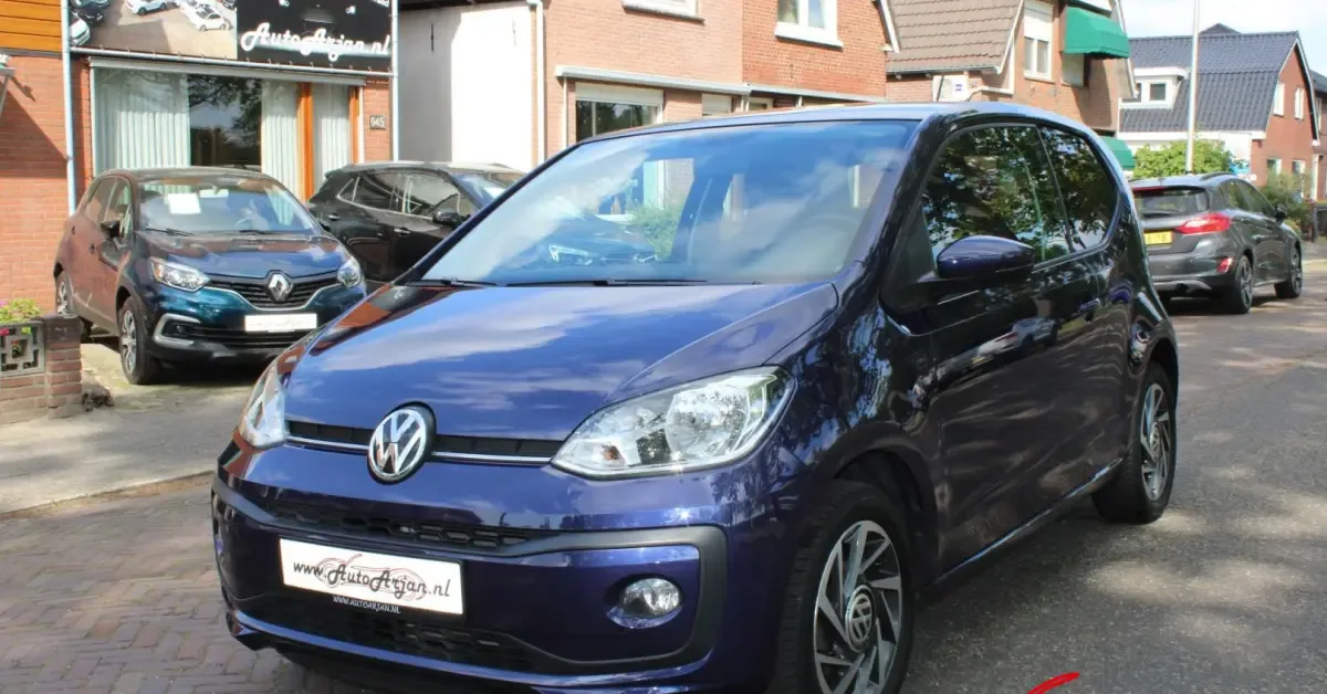 Volkswagen Up! (2017) — foto 1