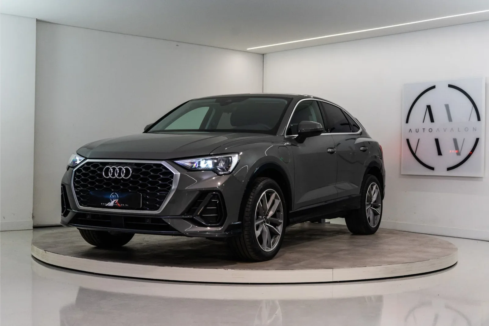 Audi Q3 (2021) — foto 1