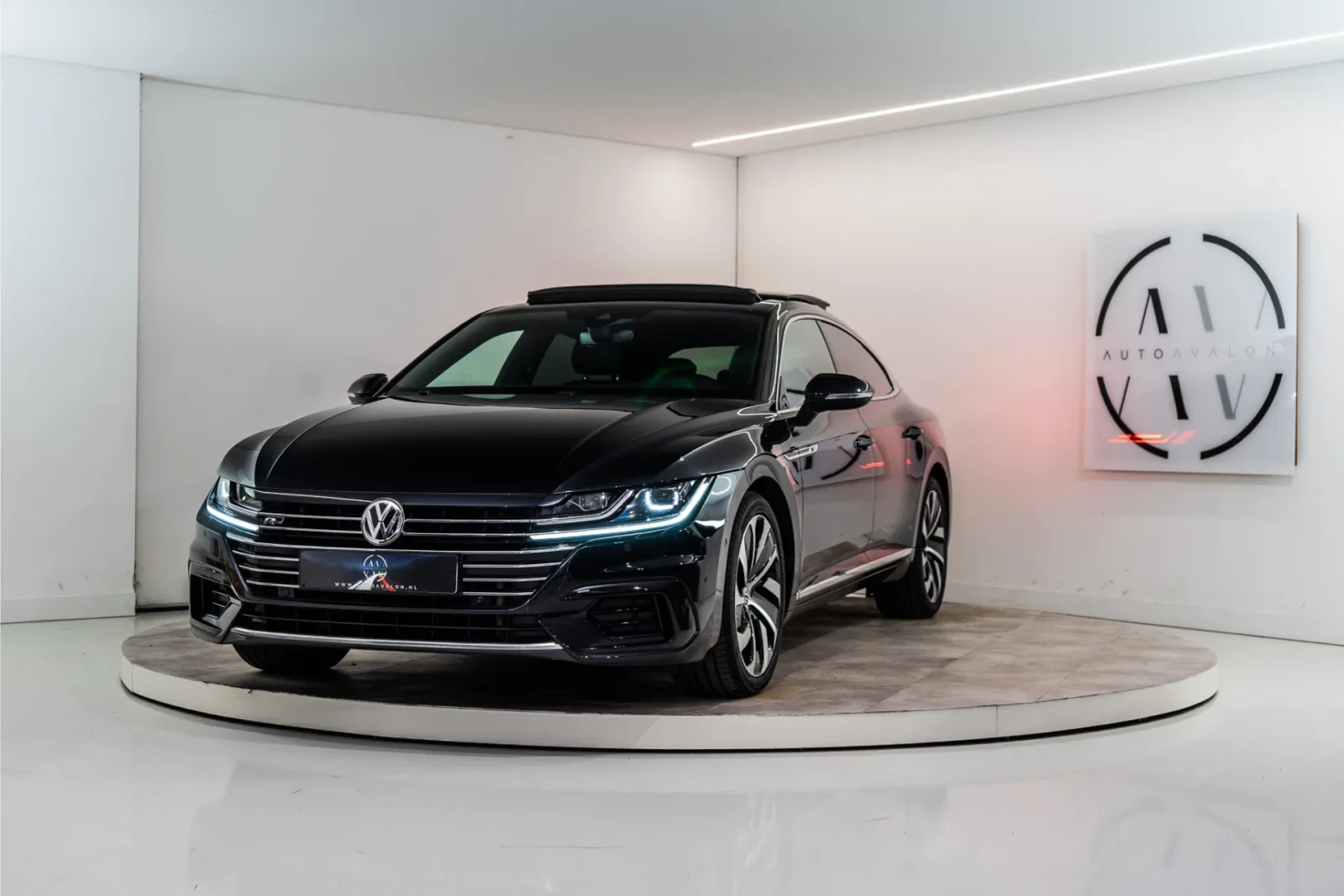Volkswagen Arteon (2018) — foto 1