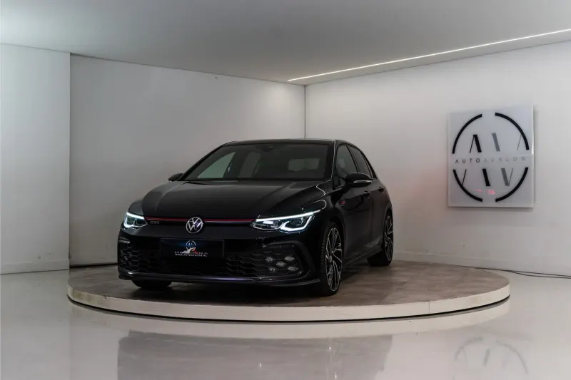 Volkswagen Golf (2021)