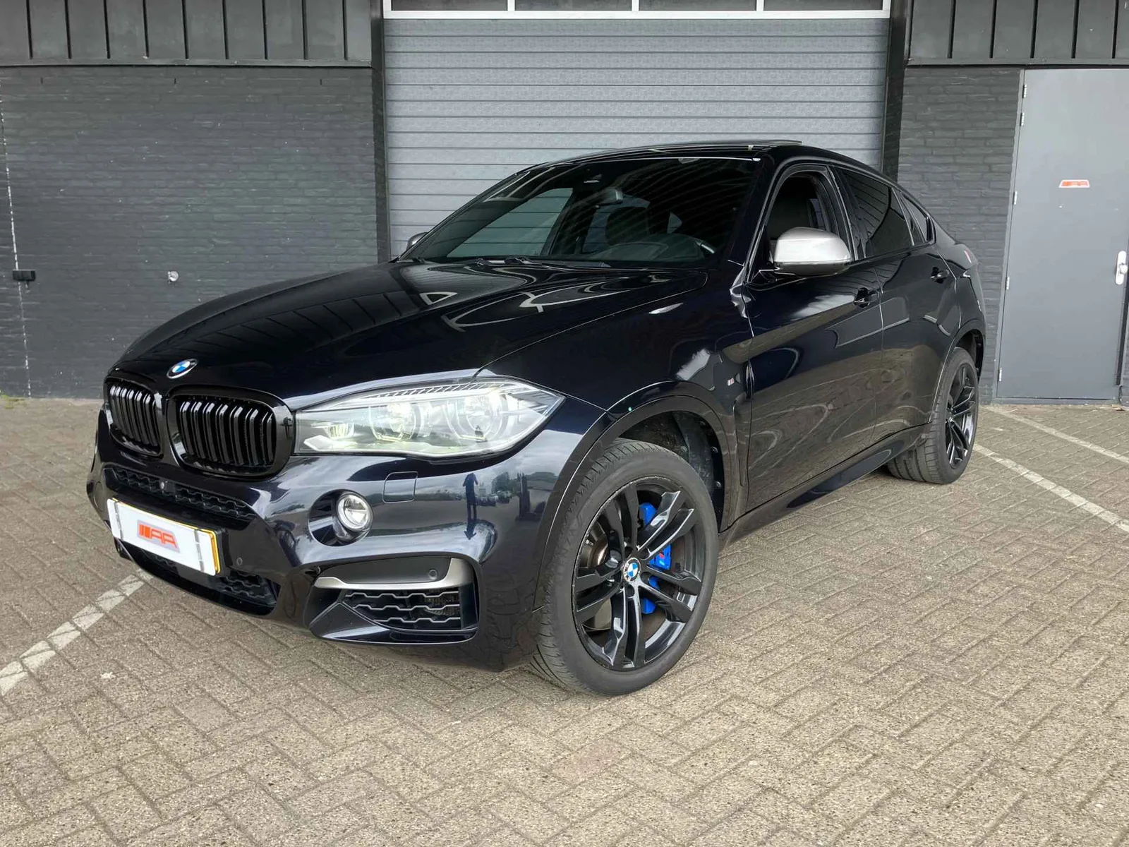 BMW X6 (2014) — foto 1