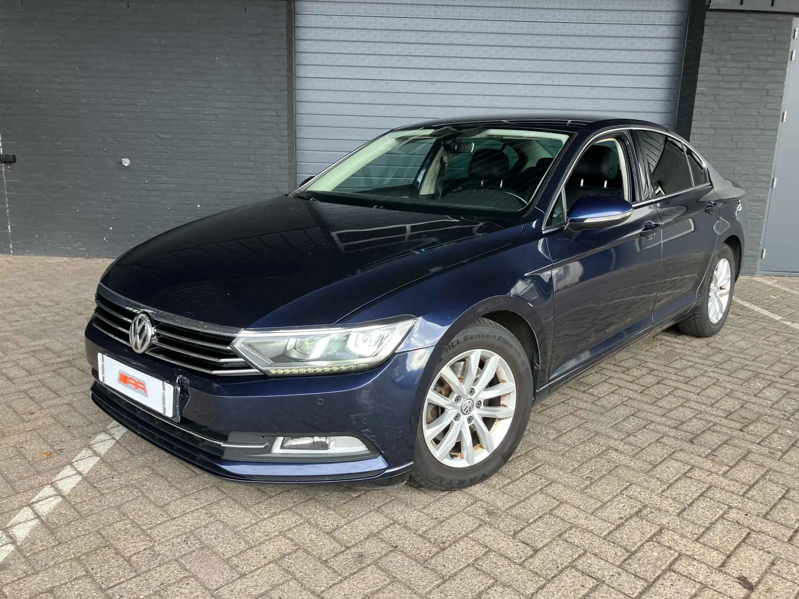 Volkswagen Passat (2015) — foto 1